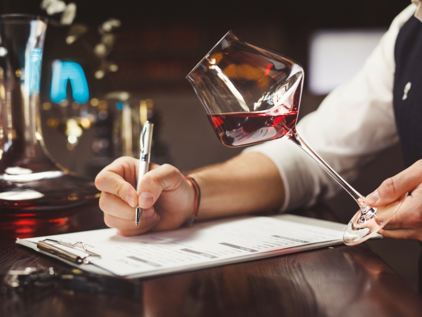 Винные рейтинги и конкурсы: кто, как и зачем оценивает вино