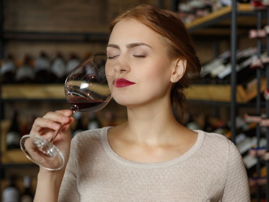 Когда аромат говорит первым: парфюмированные сорта